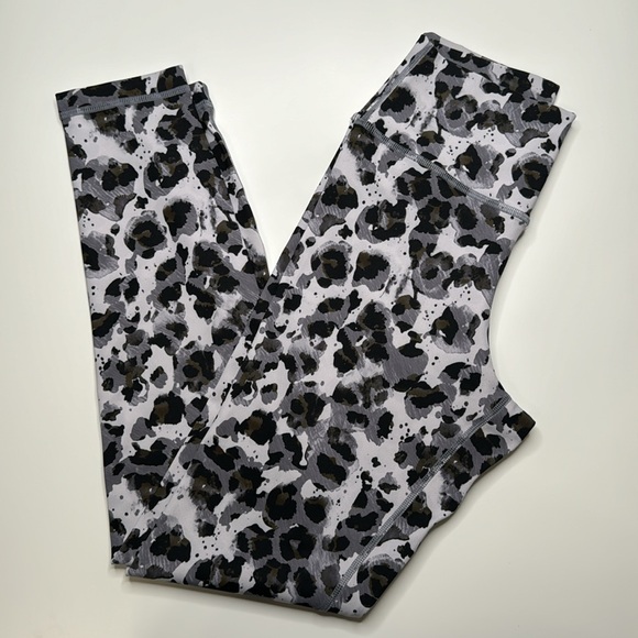 Snow leopard leggings - Picture 5 of 8